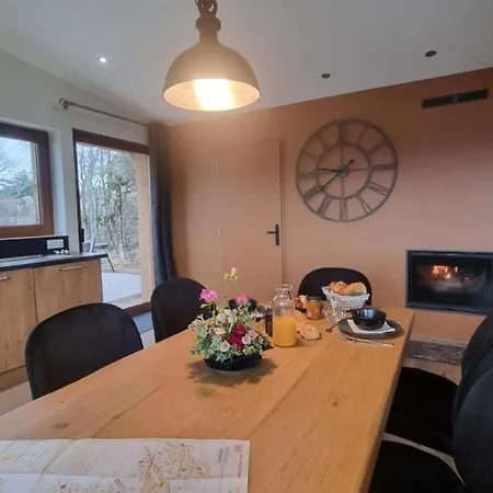 Chaleureux Au Bessat, Nature Et Detente Pour 8 Pers. Landhaus