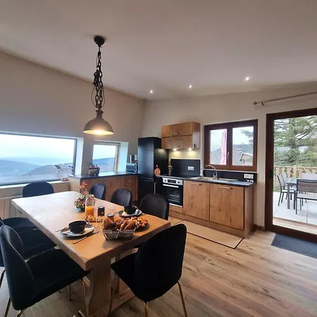 Chaleureux Au Bessat, Nature Et Detente Pour 8 Pers. Landhaus Le Bessat